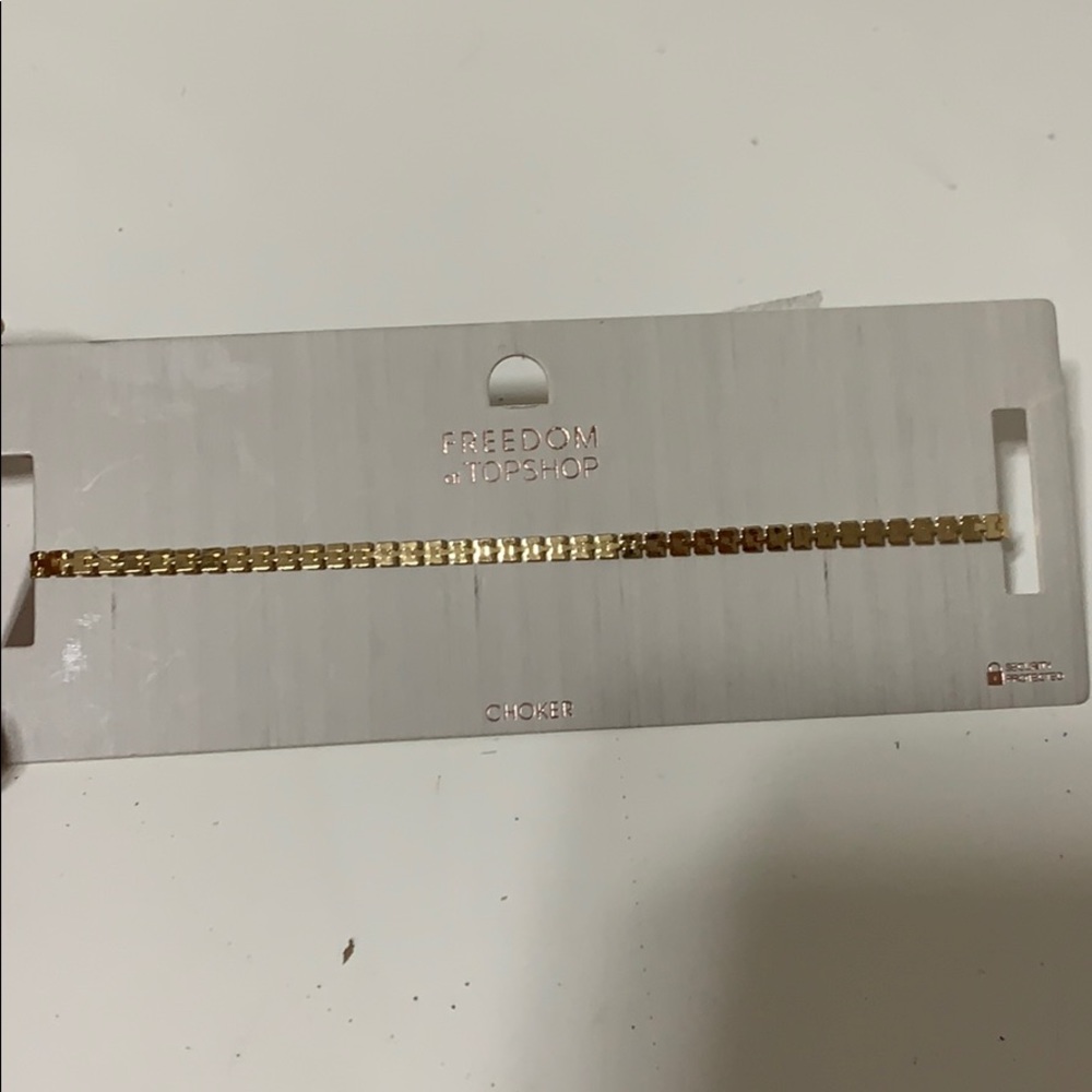 Gold choker